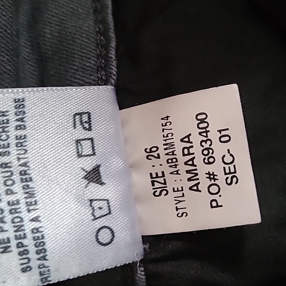 Joe's High Rise Skinny Grey - Picture 4 of 5